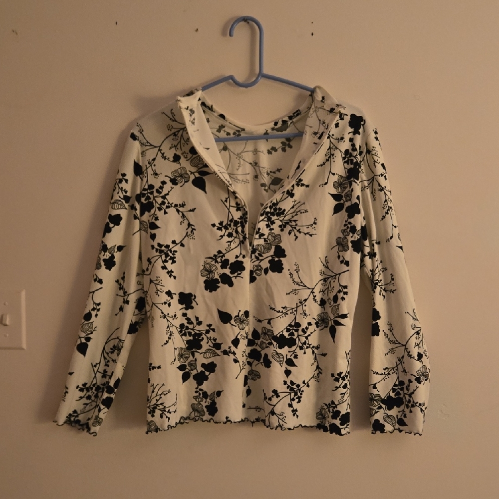 Vintage Black and White Floral Blouse